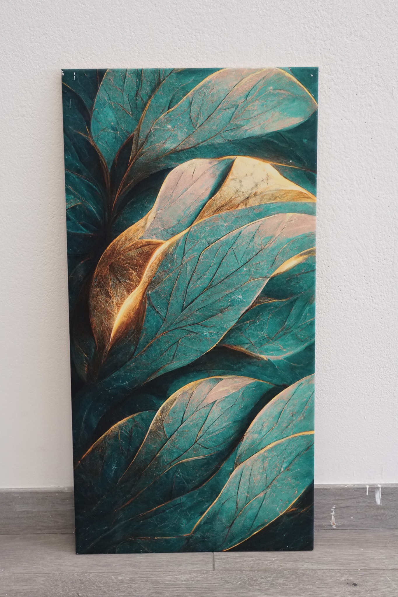 Botanisches Motiv auf einer Fliesenplatte